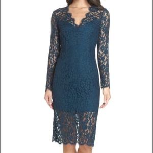 Women’s lace long sleeved dress
